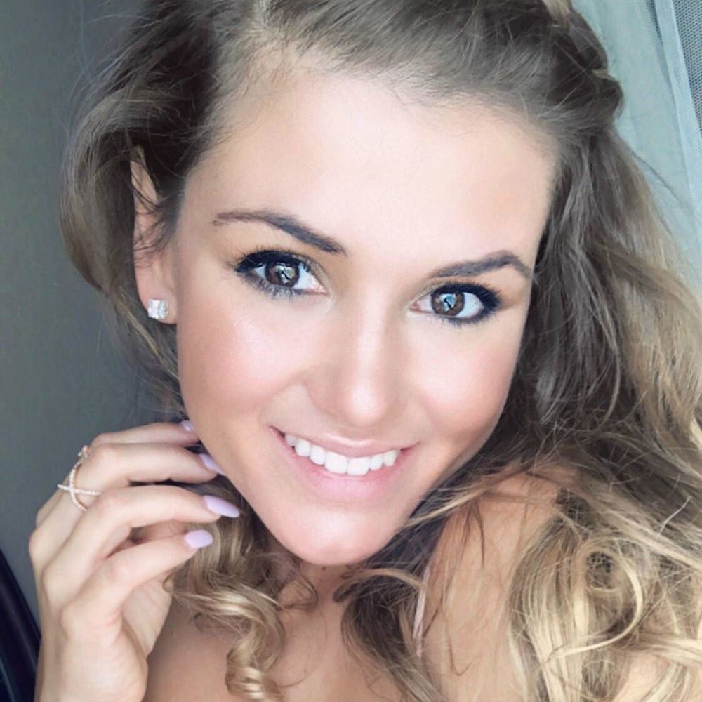 Meet your Posher, Adreanna